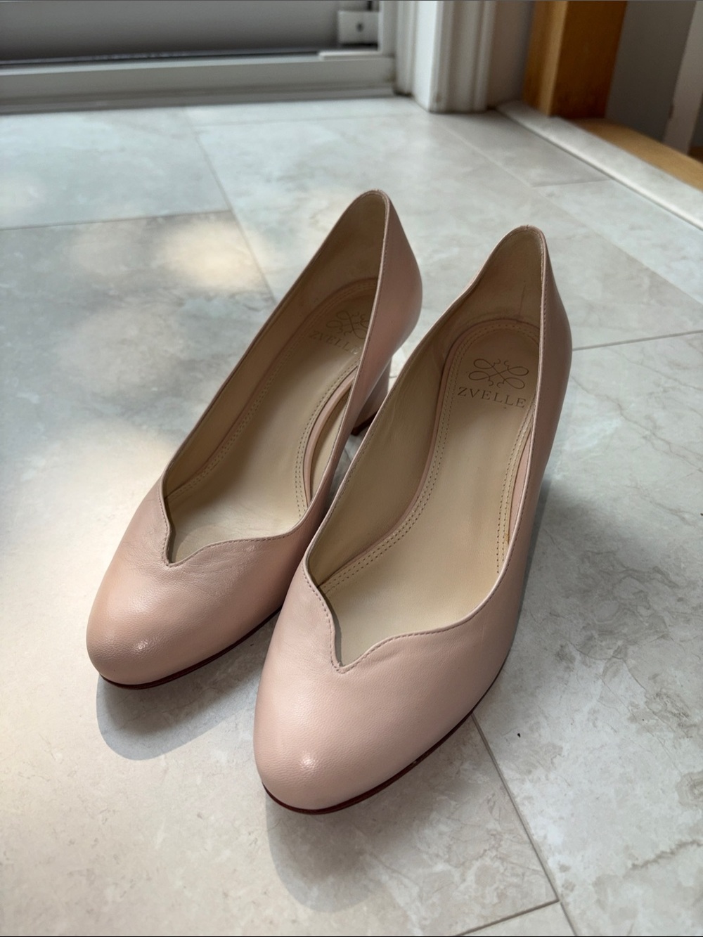 Zvelle Amel Pump in Cameo Rose